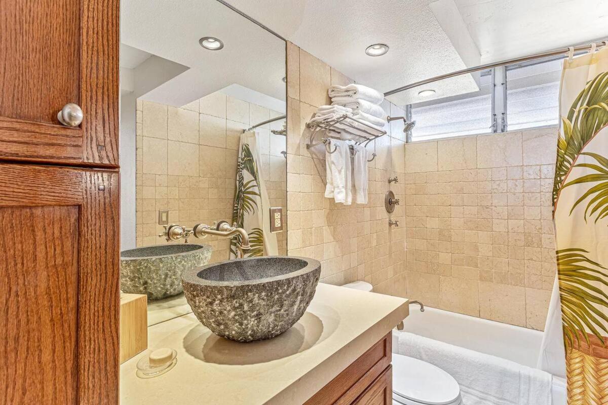 Stunning 1 Bedroom With Ocean And Island Views ~ Sleeps 4 ~ Royal Kahana 514 Eksteriør billede